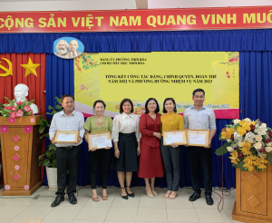 CHI BỘ TIỂU HỌC THỚI HÒA TỔ CHỨC TỔNG KẾT CÔNG TÁC ĐẢNG CUỐI NĂM 2022