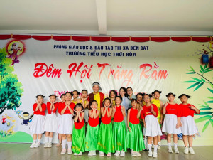 TRƯỜNG TIỂU HỌC THỚI HÒA TỔ CHỨC VUI TẾT TRUNG THU NĂM HỌC 2023-2024