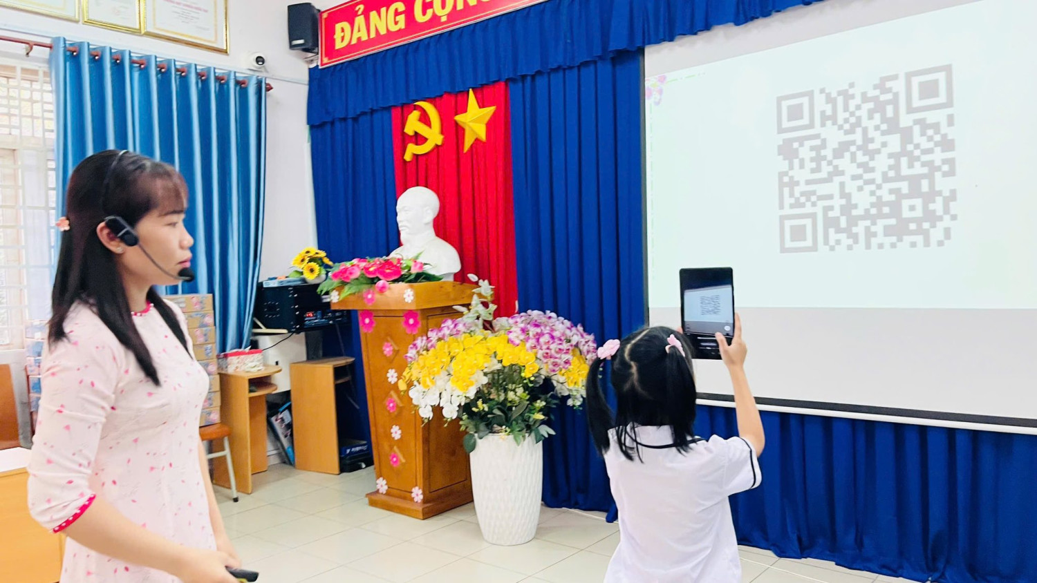 CHUYÊN ĐỀ: ỨNG DỤNG CÔNG NGHỆ THÔNG TIN TRONG DẠY HỌC MÔN TOÁN LỚP 1 – KHƠI DẬY HỨNG THÚ HỌC TẬP